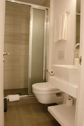 Affittacamere Hostal El Caprichito Marbella
