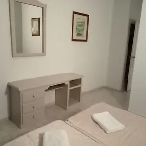 https://hotel-castella.catalonia-hotels.com